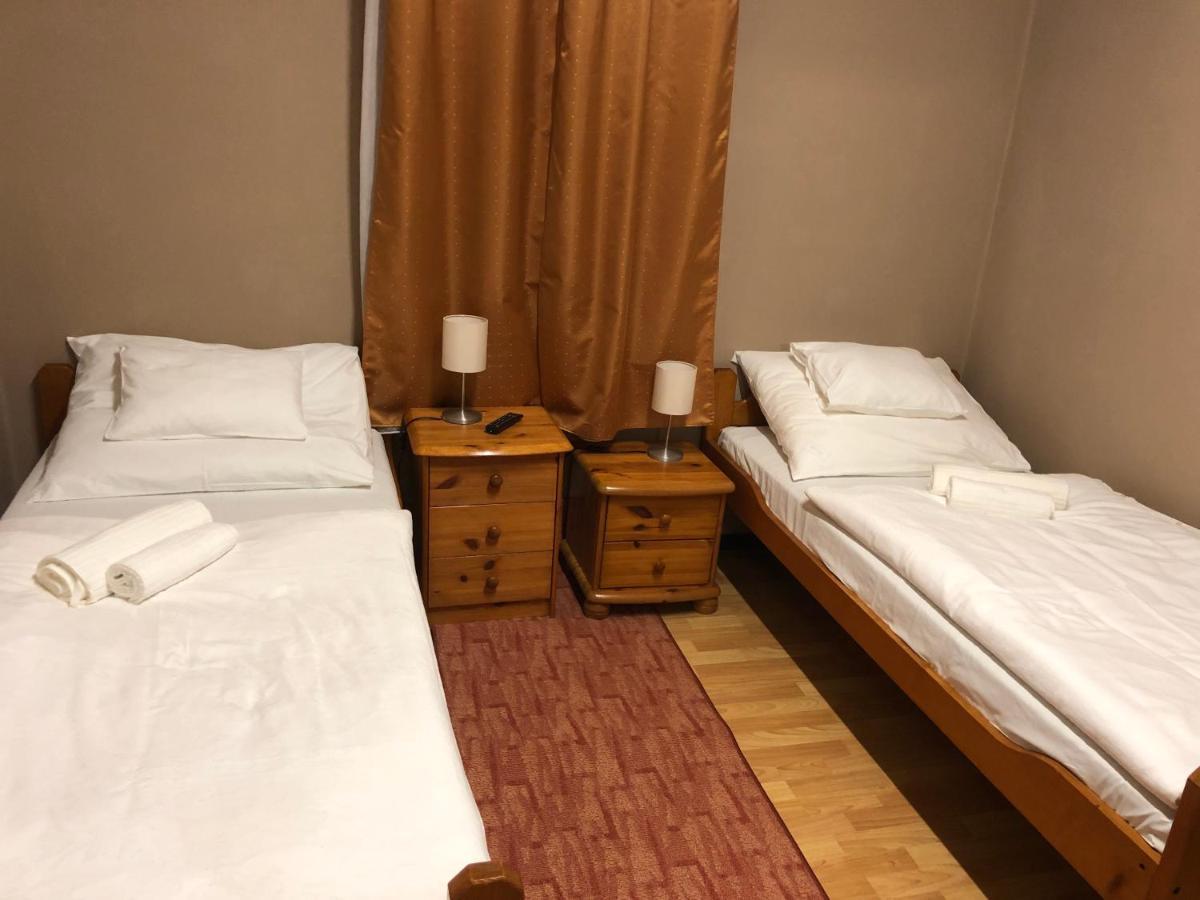 Appartamento Árkád Apartmanház Szeged Esterno foto